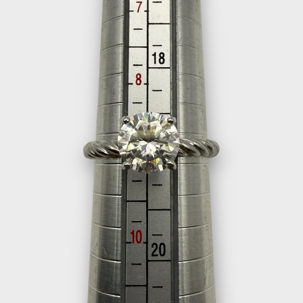 Sterling Silver Twisted Band Moissanite Solitaire Ring